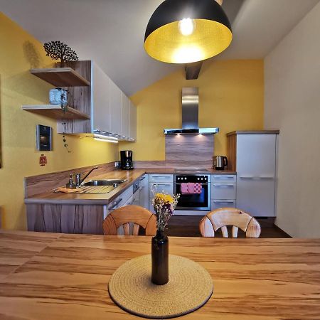 Апартаменты Haus Viktoria Майрхофен Экстерьер фото